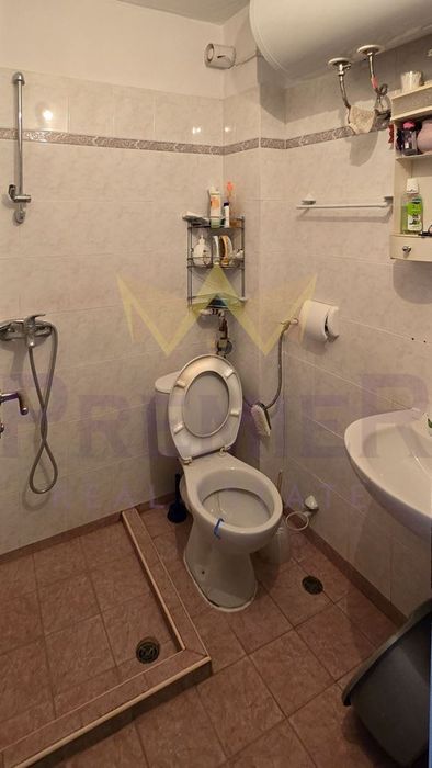 Продава се Двустаен апартамент в Варна, Гръцка махала - 51 кв.м за 3637 €/кв.м - Снимка #7