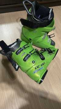 Лыжные ботинки 45 размер