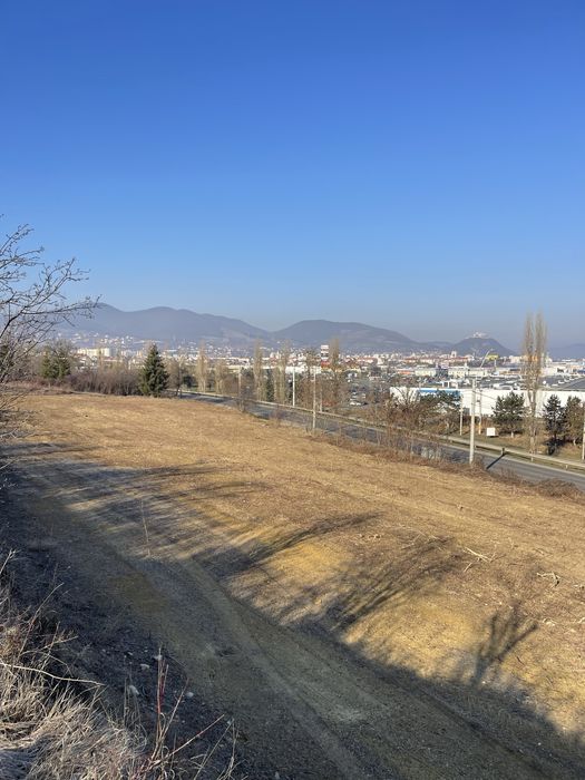 Teren intravilan 6000 mp Terasat