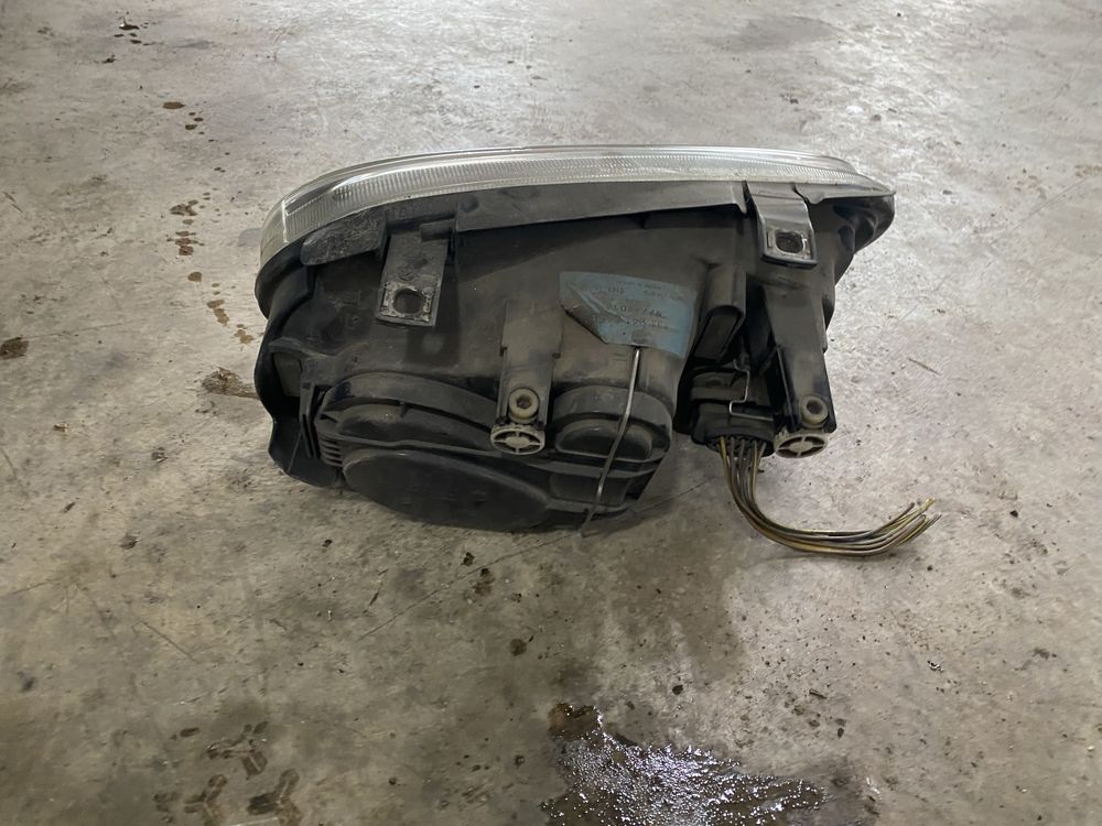 Фарове VW Golf 4