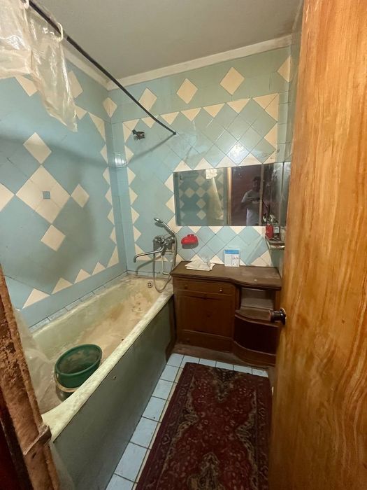 3/4/5. Сергели 4. Квартира 78 м². Дом вдоль дороги. Метро - 800 м.