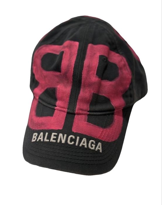 Шапка с козирка Balenciaga