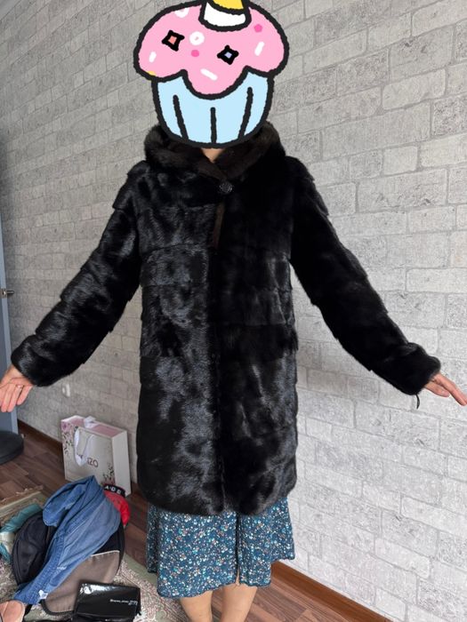 Продам шубу норковую. Одевала 1 зиму. Состояние идеальное