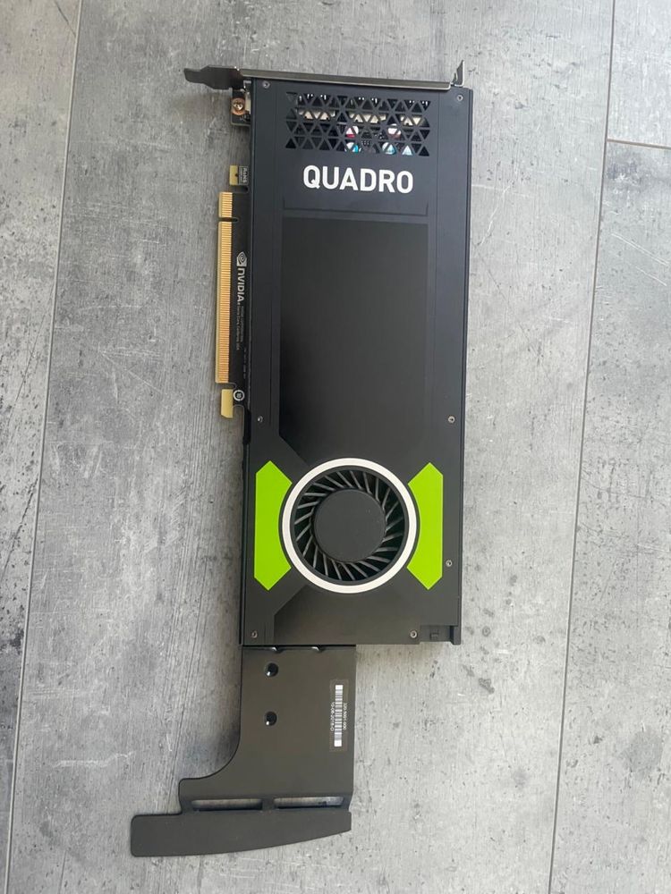 Срочно Продам видеокарту 80тыс nvidia quadro p4000