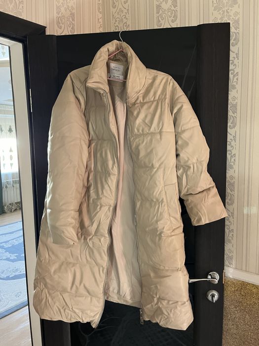 Продам зимний куртку размер 52,цена 10000тг