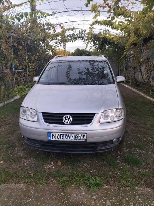 Volkswagen Touran 2.0 TDI (140 CP) – 2006 – 251.000 km – 2.500 €