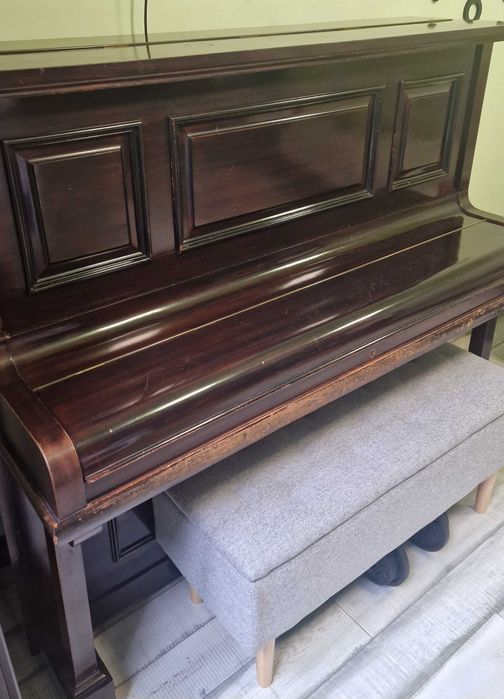 Vand pian Hamilton & London