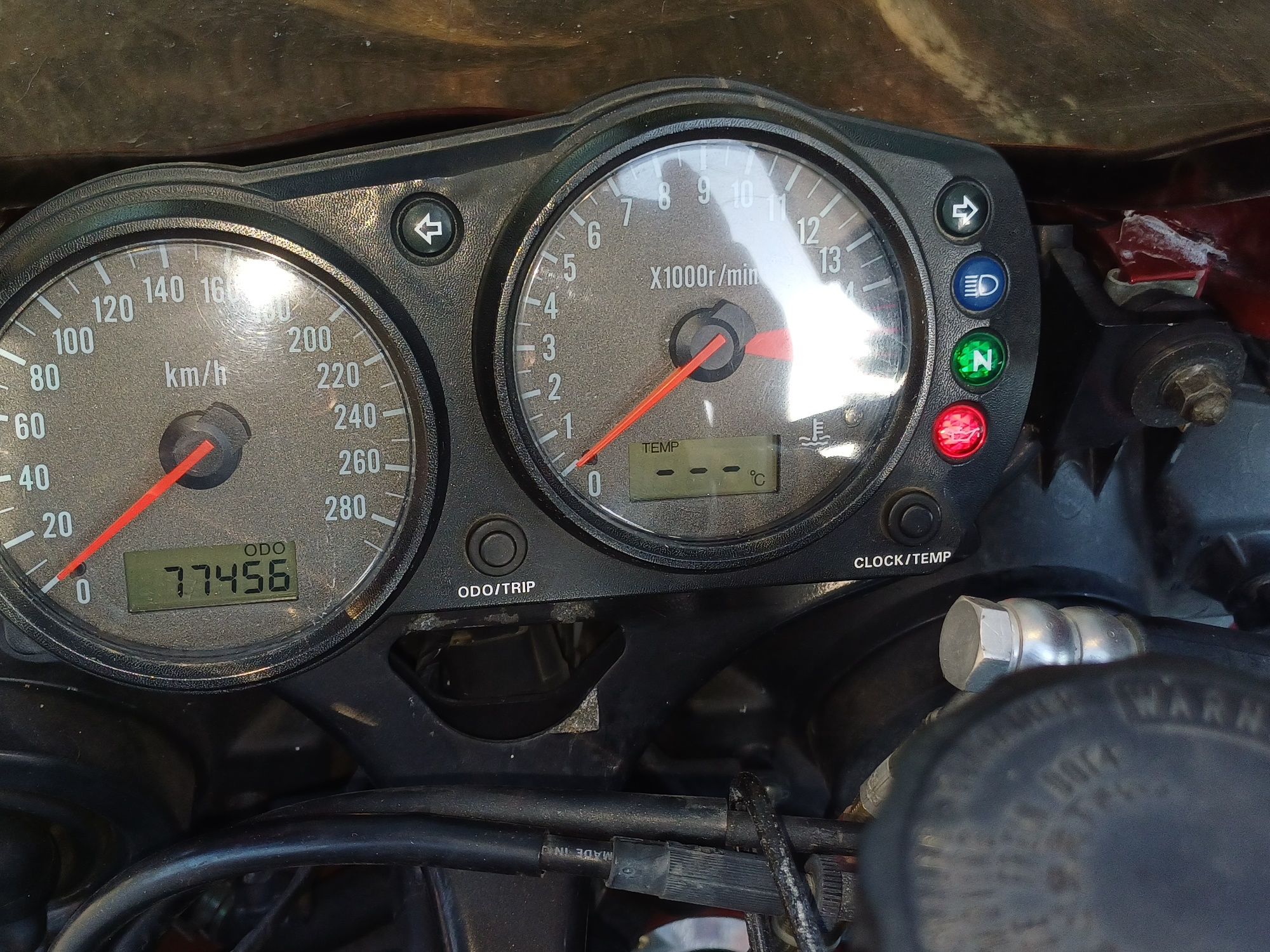 Vand Kawasaki zx6r