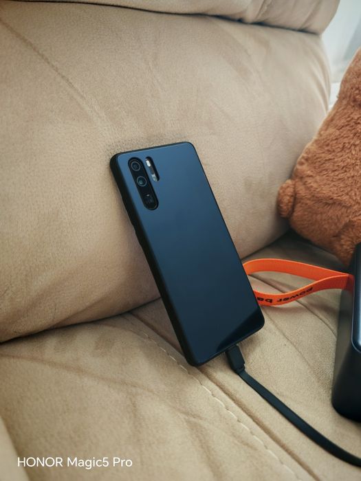 Telefon Huawei P30 Pro — 128GB / 6GB RAM — Dual SIM — Midnight Black —