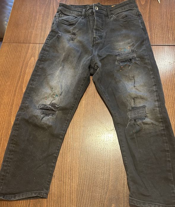 Нови тъмни дънки на Паус