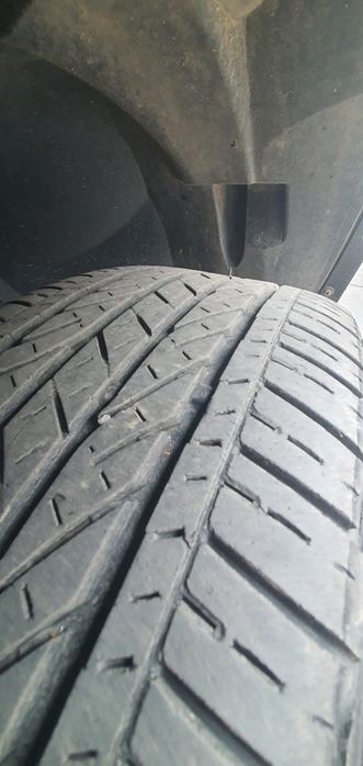 Vând anvelope Bridgestone all season pe 17