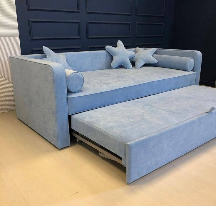 Раскладной диван и кресло