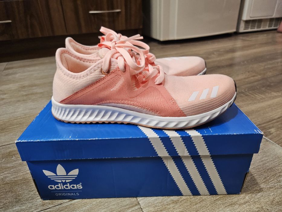 Маратонки Asics Noosa,  Nike , Adidas