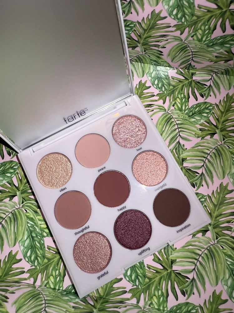 Paleta de farduri Tarte
