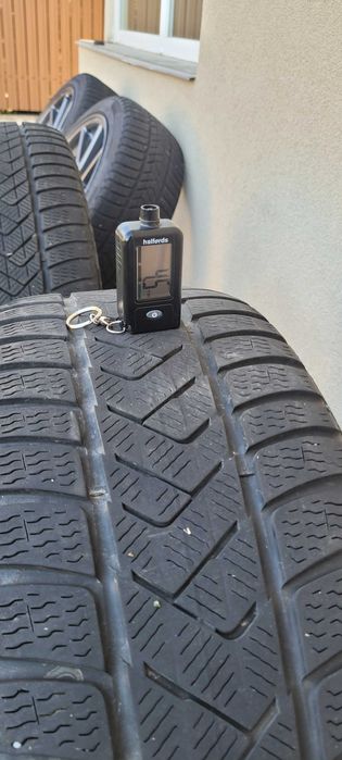 Jante Tesla 18 cu anvelope Iarna Pirelli