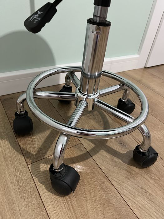 Scaun cosmetic negru