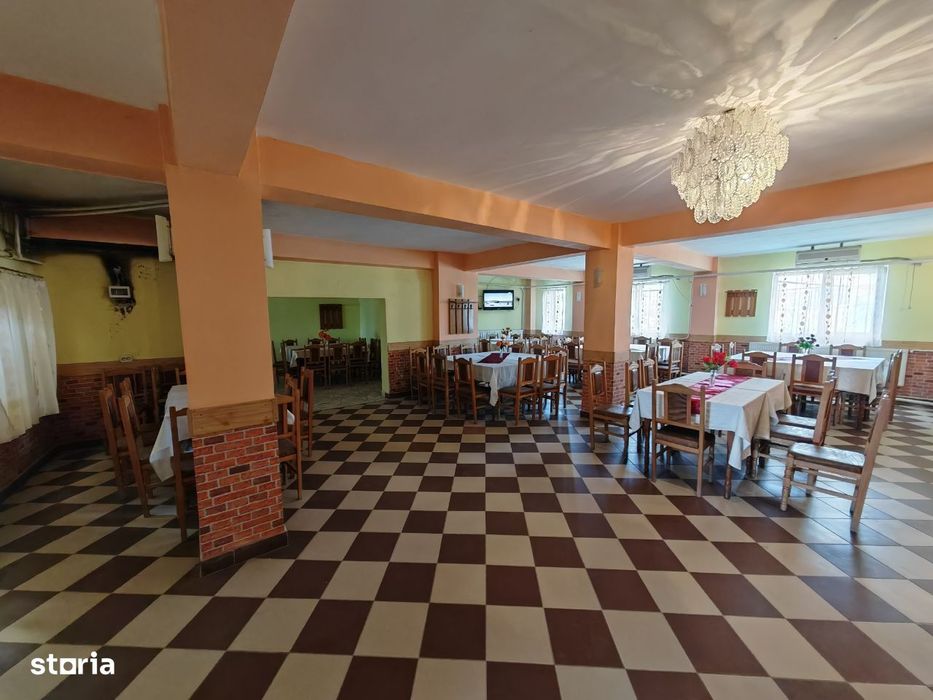 Inchiriez spatiu multifunctional, la limita orasului