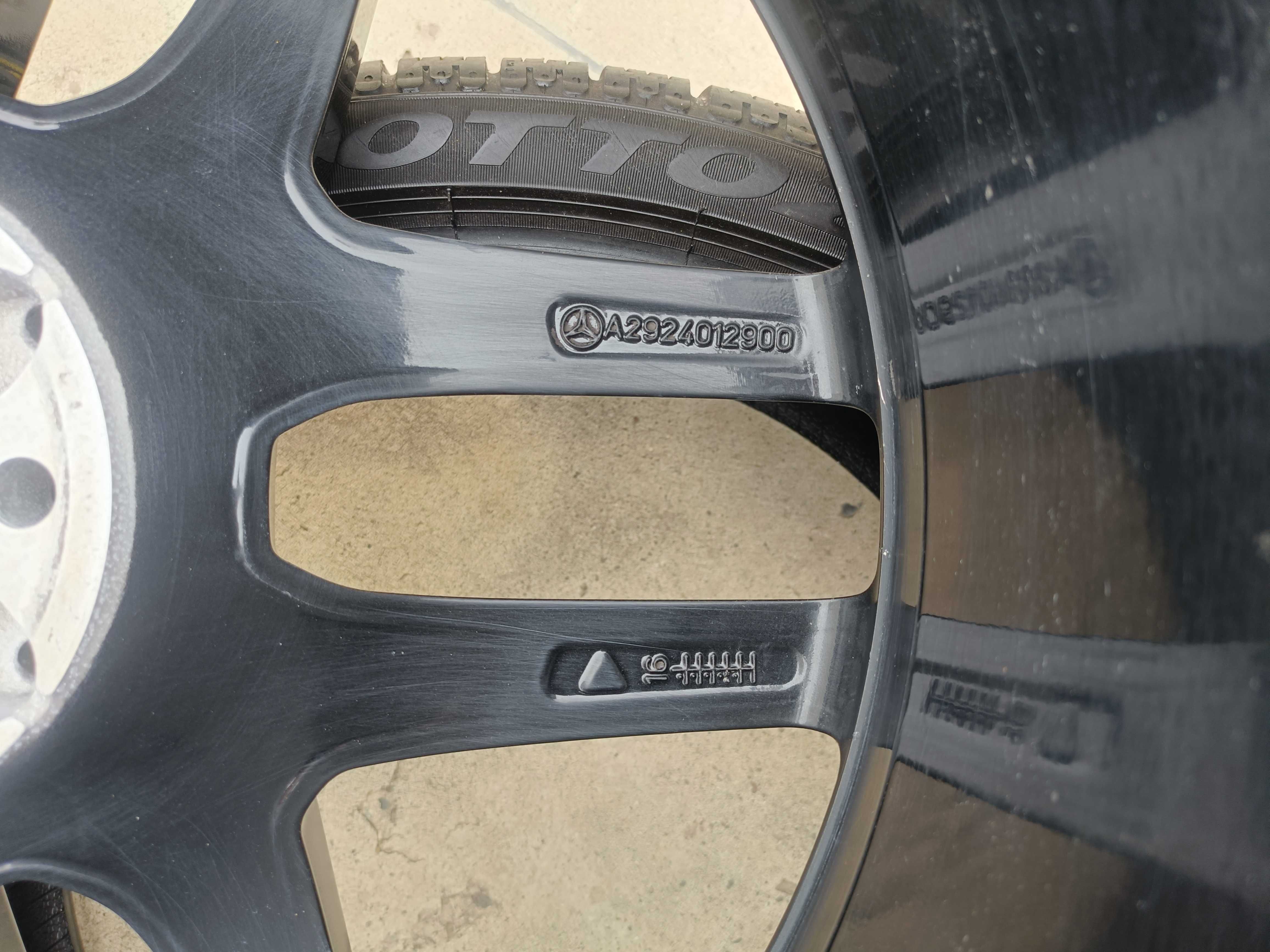 O janta fata 21 originala mercedes GLE amg cod oem A2924012900