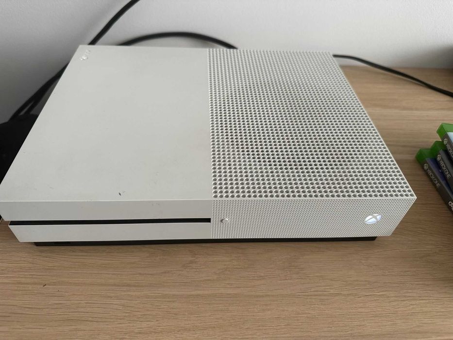 Consola Xbox One S 1TB