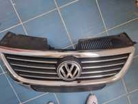 Grila centrala, Originala. Passat B6