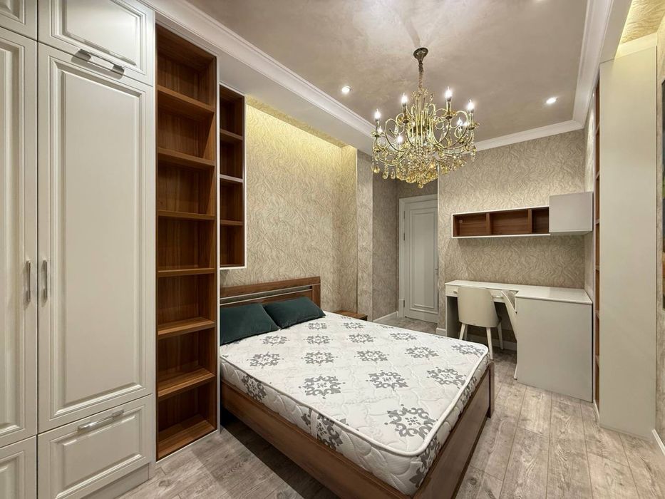 Новостройка 3/4/10 Dream House 8 роддом; Тезикова дача