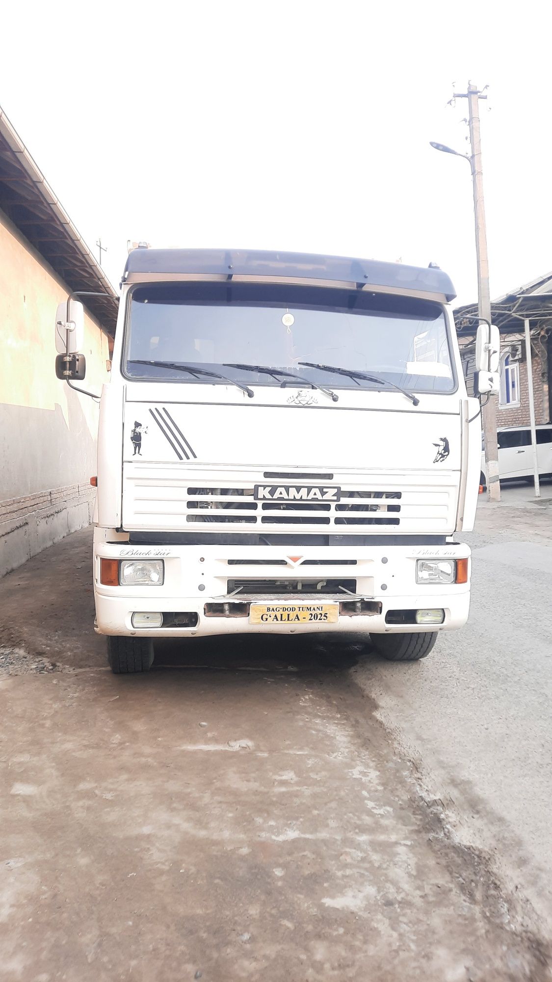 Kamaz 6520 yili 2019 metanda xarakatlanadi