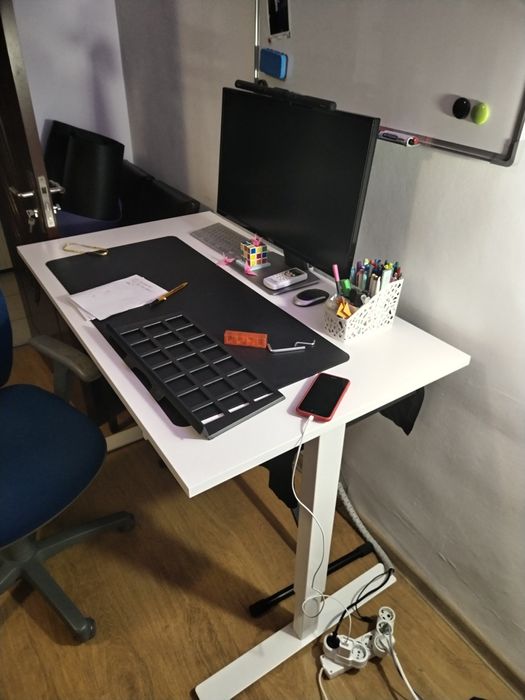 Birou cu înălțime reglabila+Scaun reglabil