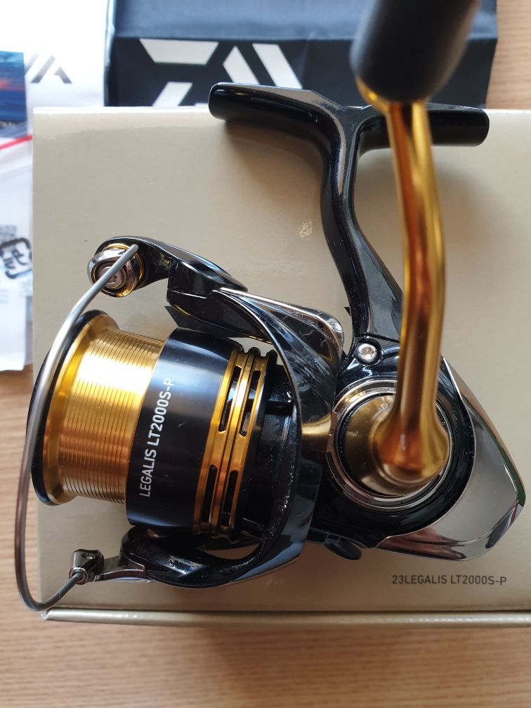 Mulineta Daiwa Legalis LT 2000S-P model JDM