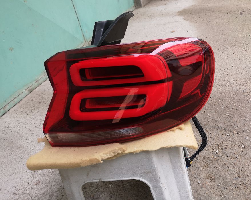 Оригинале стоп Ситроен Ц5 Citroen C5 Aircross Led