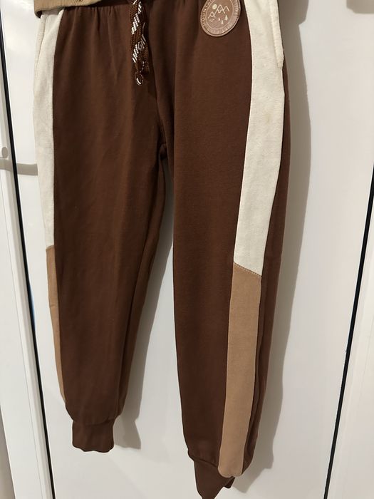 Trenig 140 cm maro 9/10A