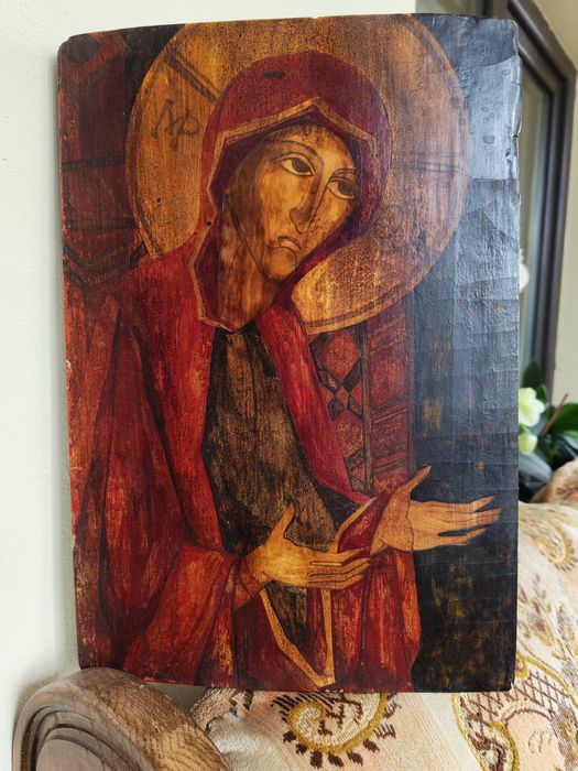 Icoana veche Maica Domnului, sec XVIII, pictata pe lemn grunduit