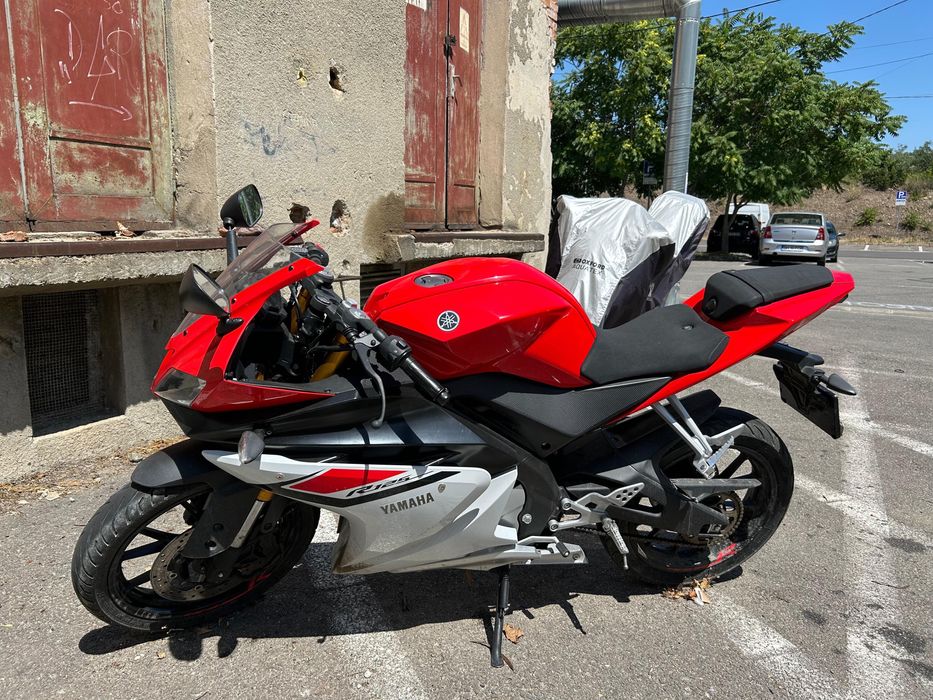 YAMAHA YZF-R125 2015