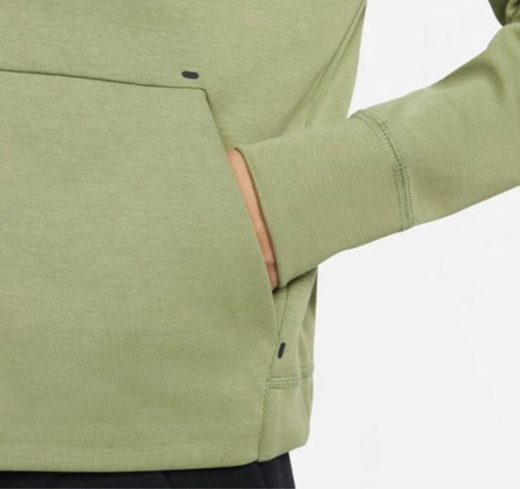 Дамско горнище Nike Tech Fleece Alligator Green - размер M