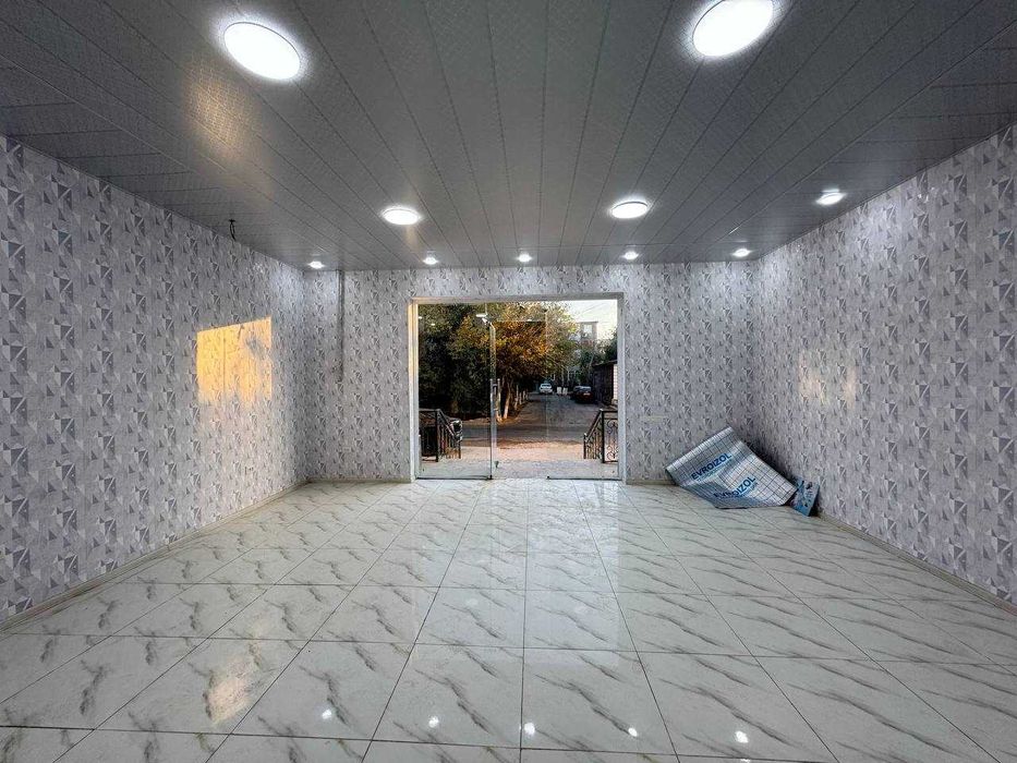 buxoroda Tayyor  50m2 li do’kon sotiladi.