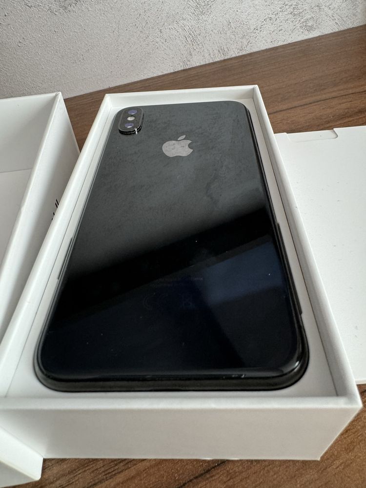 iPhone X 64 GB Space Gray, battery health 100%