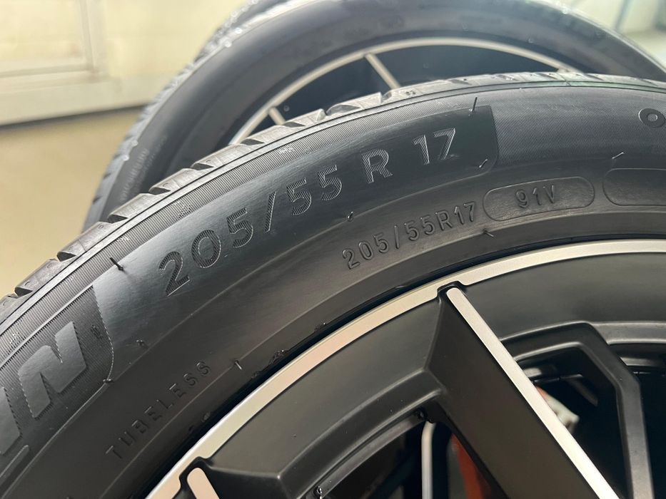 jante 17 cu anvelope vară  Michelin 205,55,17