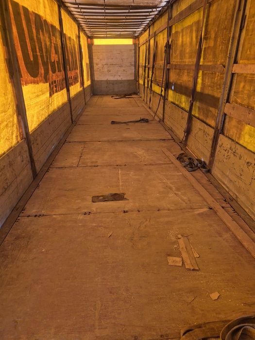 Semiremorca Schmitz cu obloane