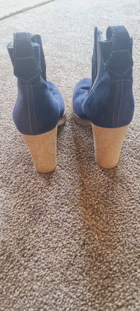 Botine ghete piele intoarsa bleumarin 37