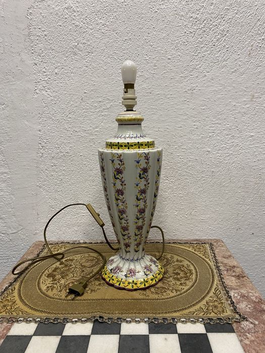 Голяма италианска лампа от порцелан