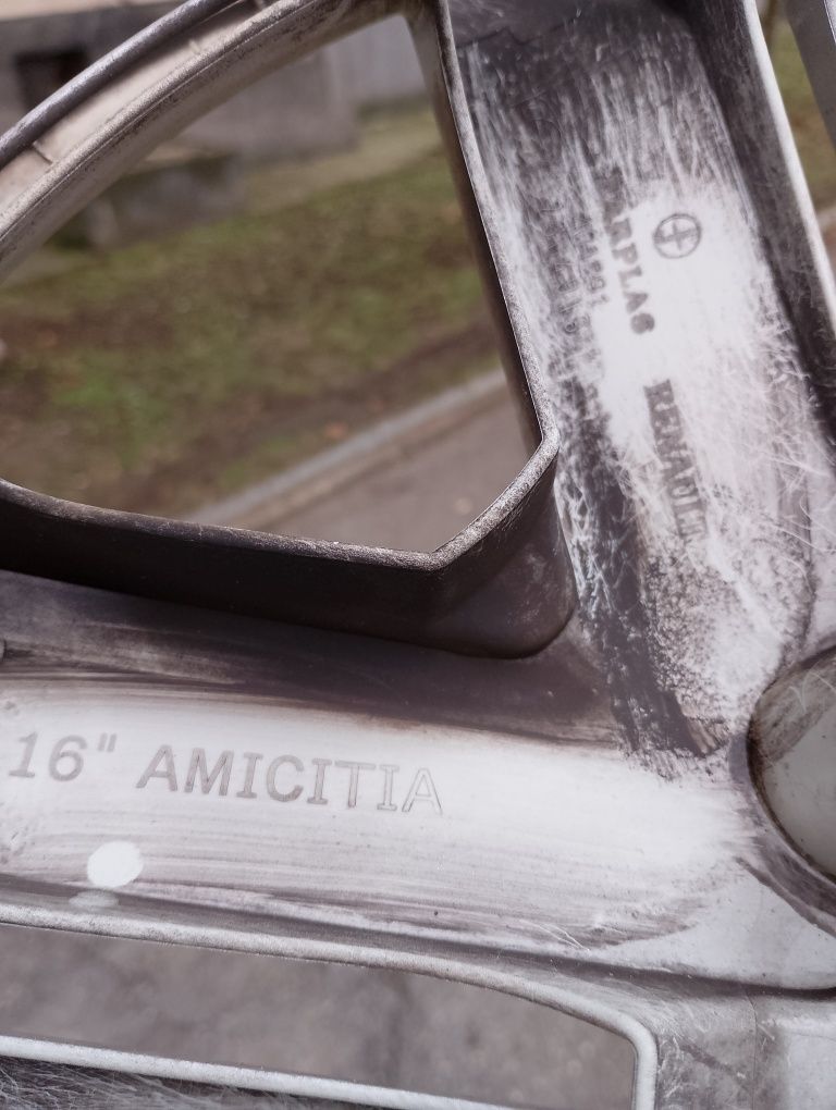 Оригинален тас Рено Renault 16-цола