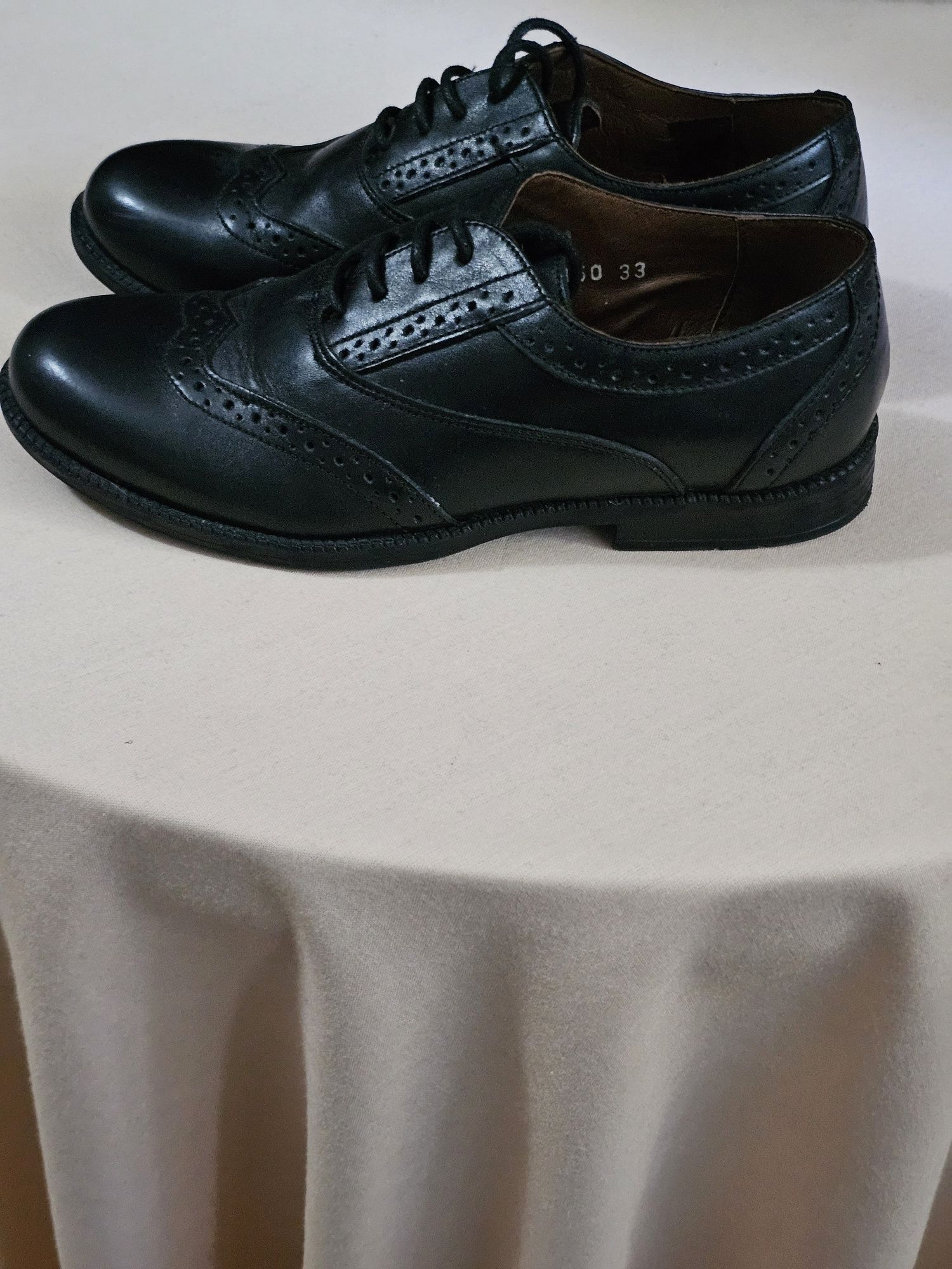Pantofi piele nr.33 firma Marelbo