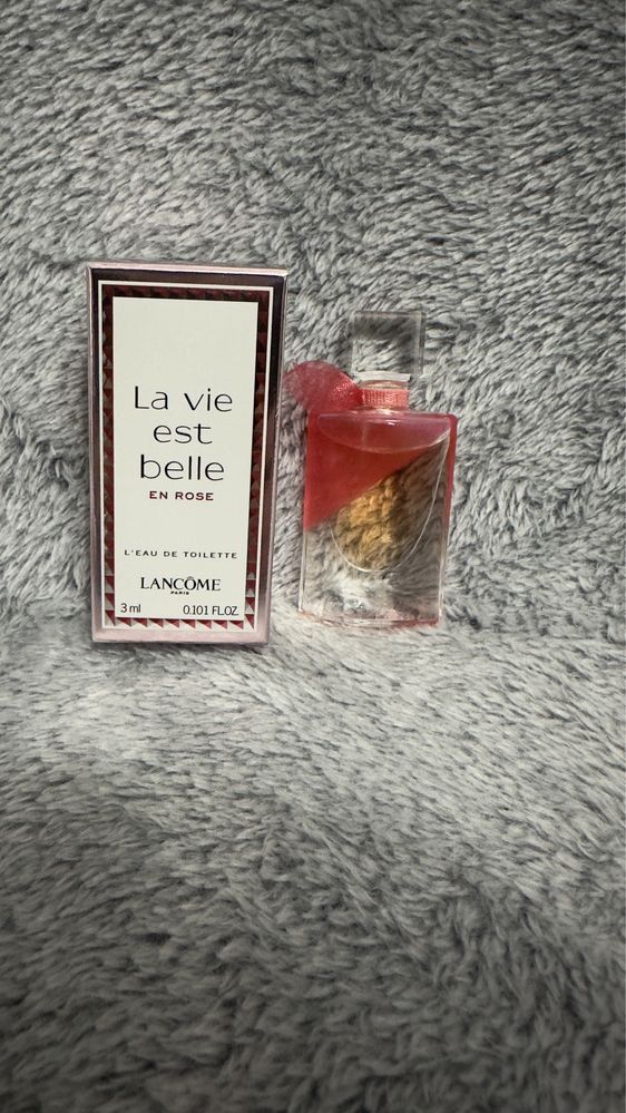 Miniatura parfum Lancome La vie este belle En Rose