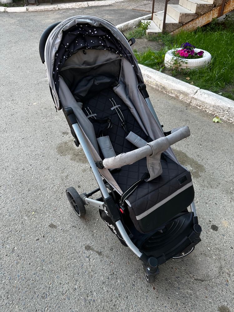 Прогулочная коляска kidilo