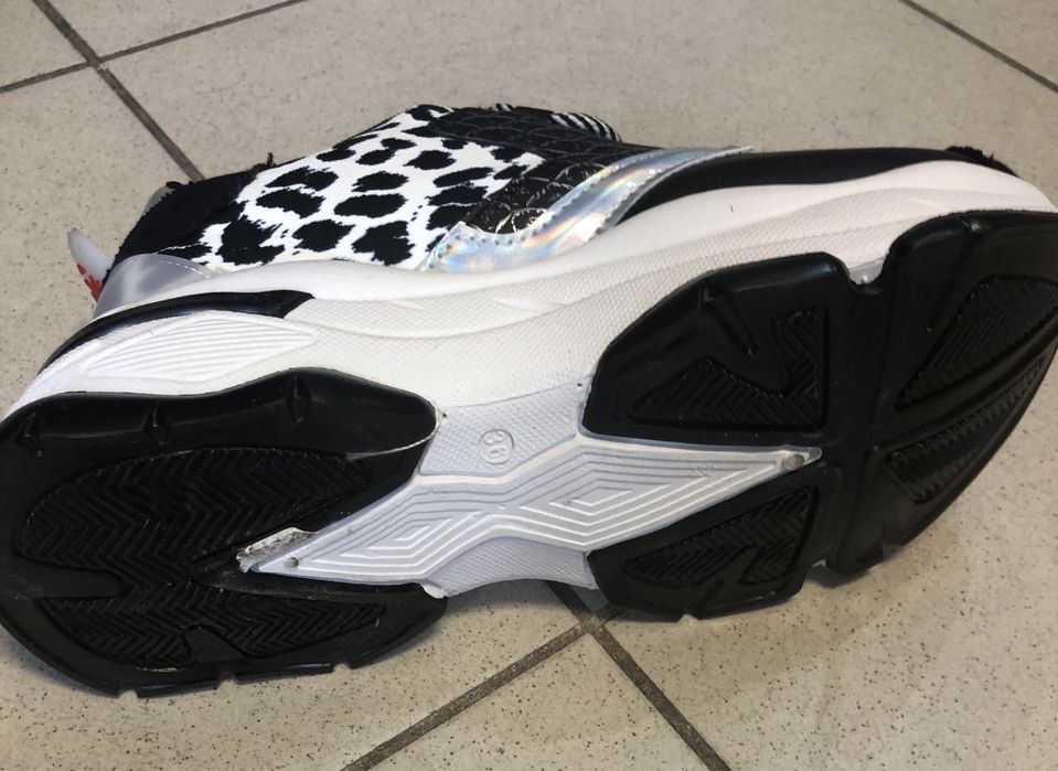 Дамски обуски