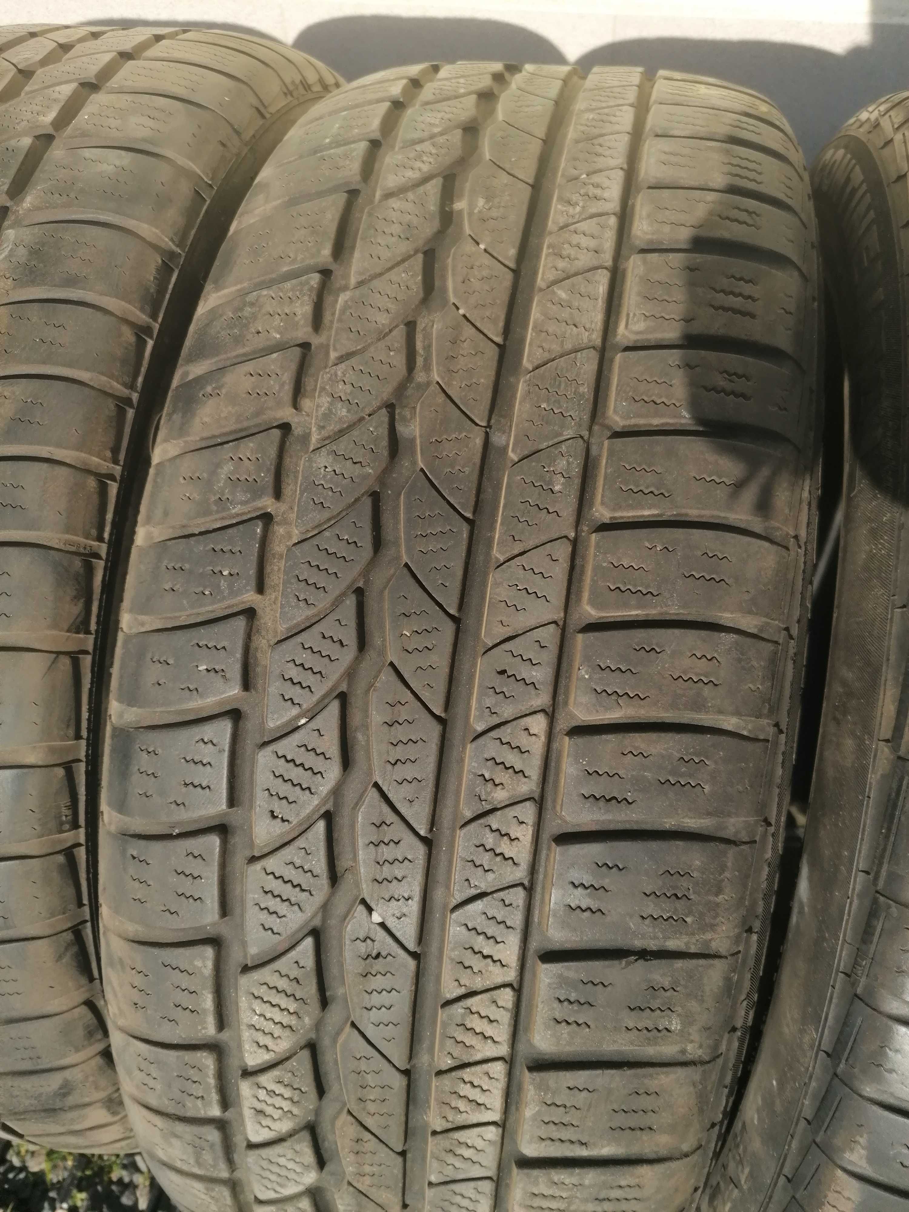 Vand 4 anvelope de iarna 255/50 R19 107V