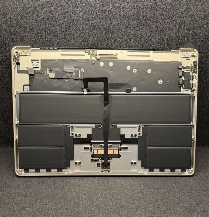 Topcase tastatura baterie  trackpad MacBook Air 15 A2941 M2