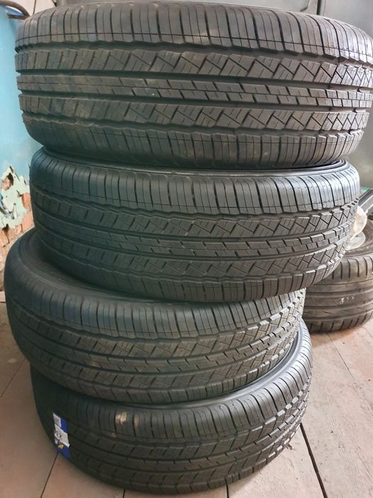 Продам автошины 235/65/17