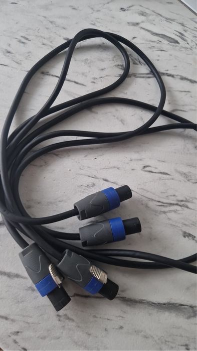 SISTEM RCF EVOX 8, sistem boxe sunet tip coloana cu subwoofer de 12"