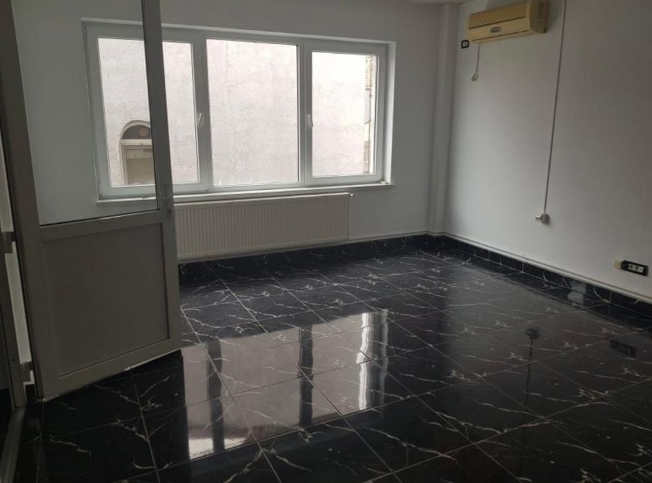 Spatiu comercial, birouri