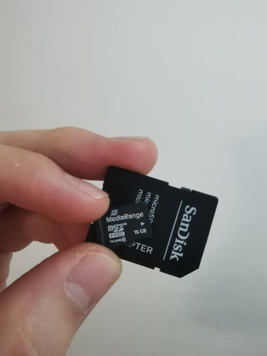 microSD на 16 GB + adapter/адаптер